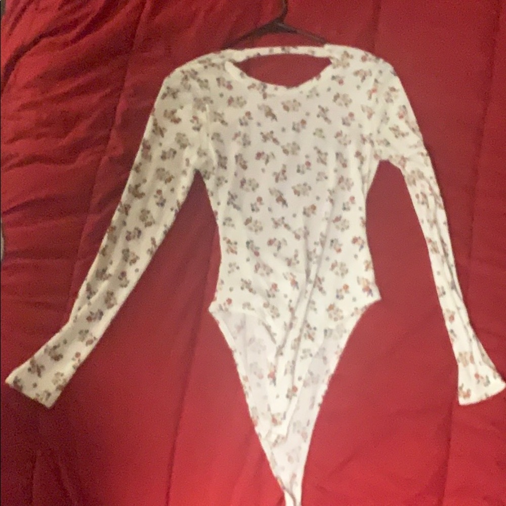 Long sleeve open back